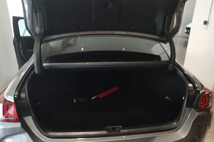 Used Lexus ES 2020 200 Excellence Edition