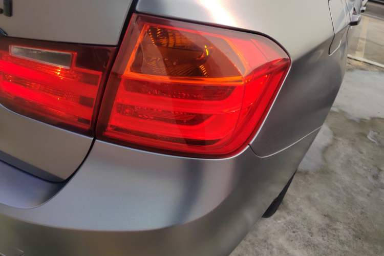 Used BMW 3 Series 2014 320Li Luxury Design Package
