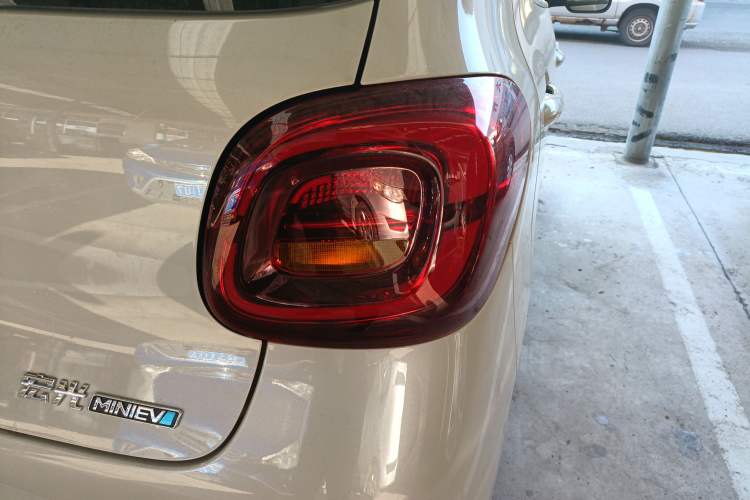 Used Wuling Hongguang MINIEV 2025 Four-Door Version Advanced Edition
