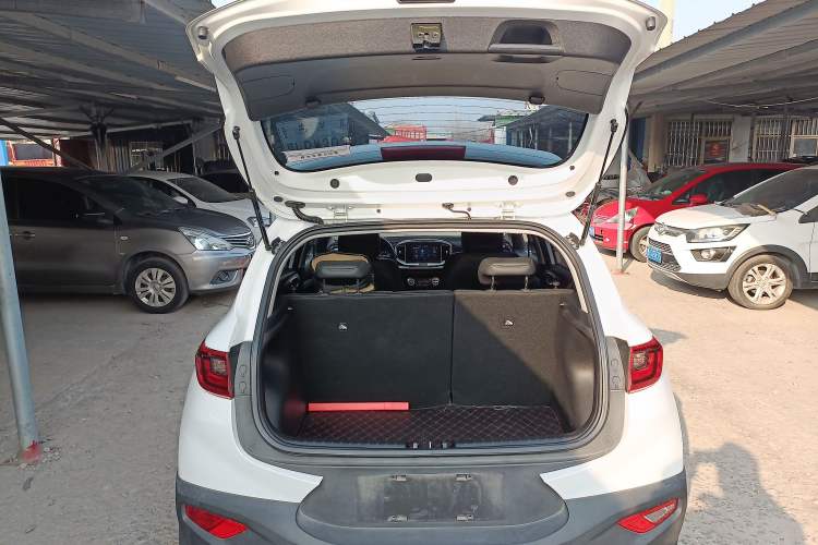 Used Kia kx1 Stonic 2019 1.4L Automatic Fun Edition China VI
