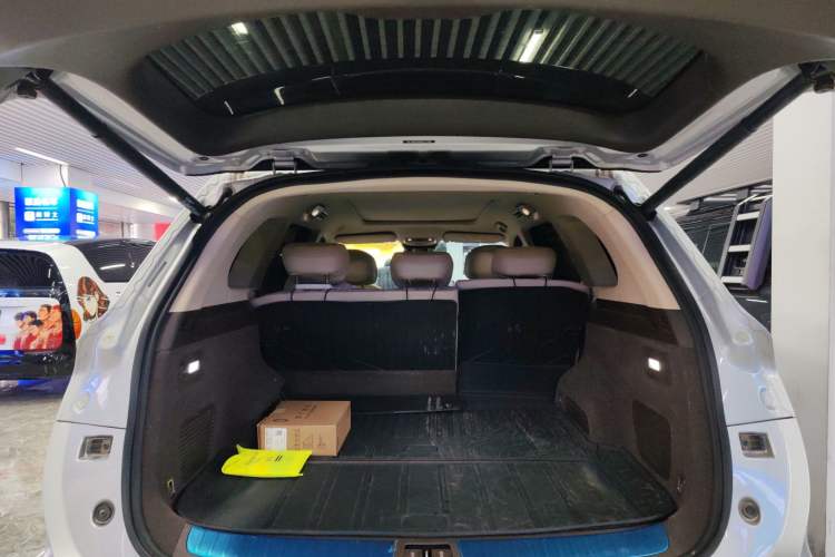 Used Hima AITO M7 2024 1.5T Rear-Drive Plus Version 5 Seats
