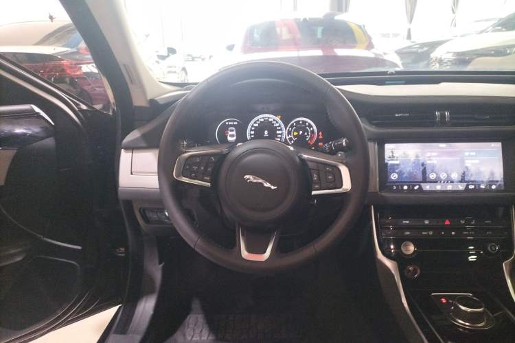 Used Jaguar XFL 2020 XFL 2.0T P200 Two-Wheel-Drive Elite Edition