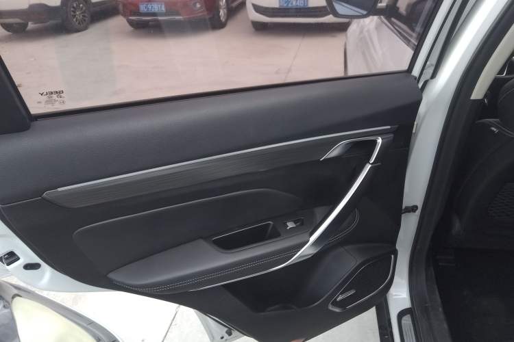 Used Geely Auto Emgrand X7 Sport 2020 1.8TD DCT ZhiZun PRO
