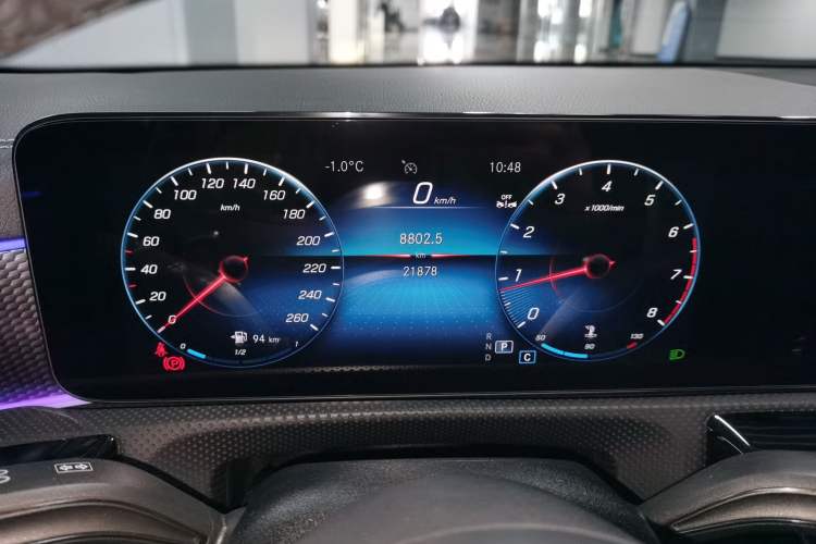 Used Mercedes-Benz A-Class 2022 Revised Version A 200 L Sport Sedan Fashionable Style