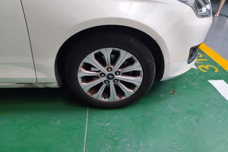 Used Ford Escort 2015 1.5L Automatic Fashion Model
