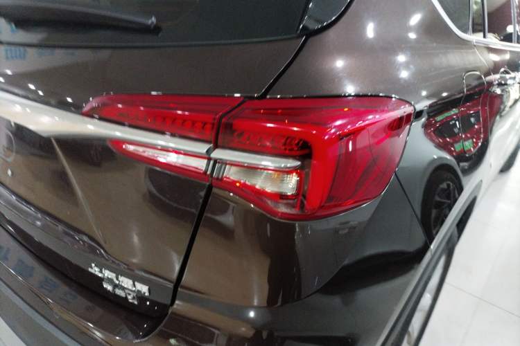 Used Buick Envision 2020 20T Two-Wheel Drive Leading Version