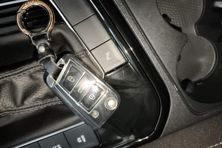 Used Volkswagen Tayron 2024 300TSI Two-Wheel-Drive Luxury Plus Advanced Version