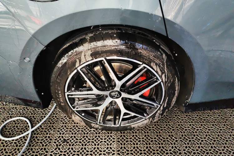 Used BYD Han L 2025 DM-p Four-Wheel-Drive LiDAR Flagship Model
