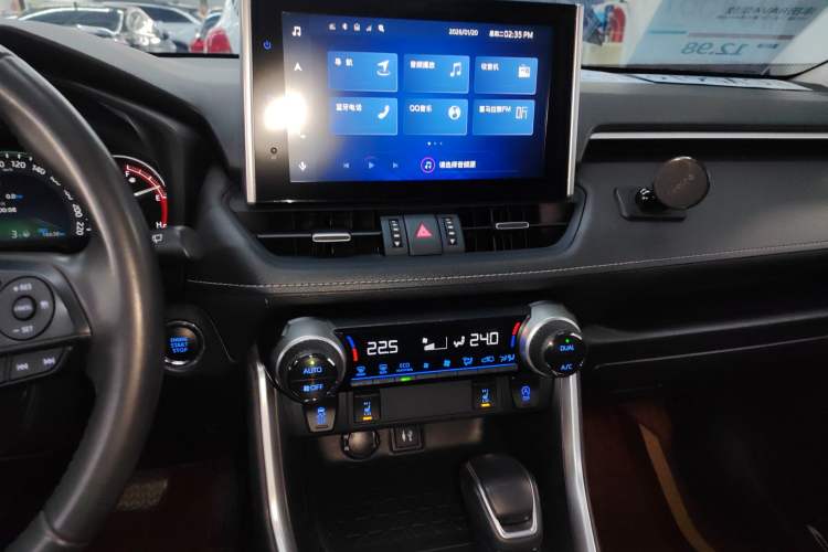 Used Toyota RAV4 2022 2.0L CVT Two-Wheel Drive Fashion Plus Edition