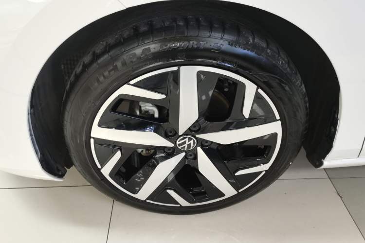 Used Volkswagen Lamando 2023 Lavida L 280TSI DSG Cool & Spicy Edition
