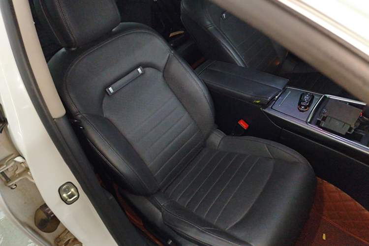 Used Citroen C6 2017 380THP Prestige Model
