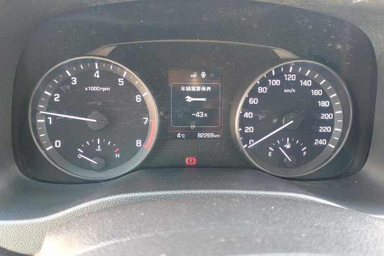 Used Hyundai Elantra 2016 1.6L Manual ZhiXuan · Dynamic Model