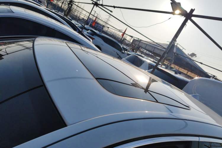 Used BMW 5 Series 2014 525Li Leading Model
