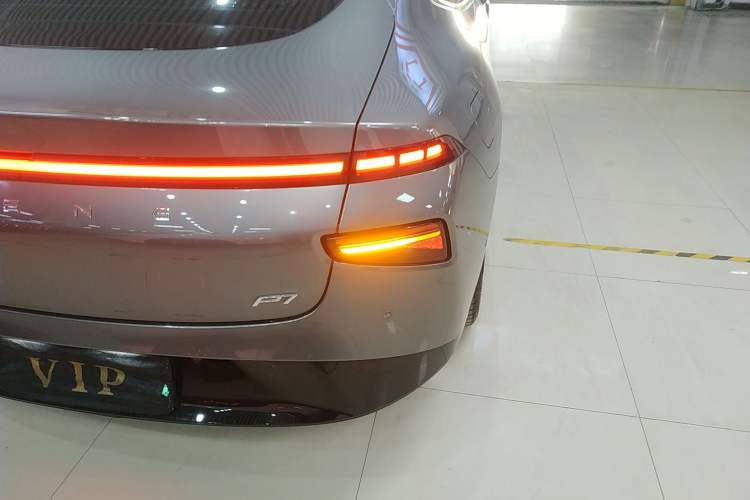 Used XPeng P7 2022 586G
