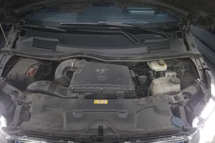 Used Mercedes-Benz Vito 2023 2.0T Business Version 7 Seats
