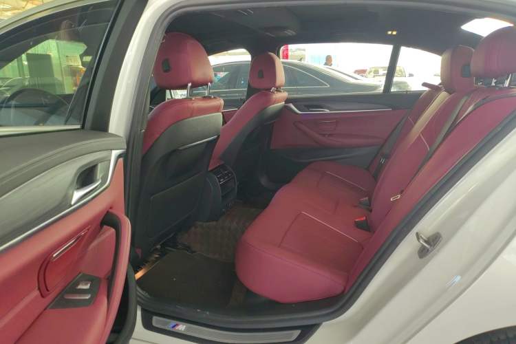 Used BMW 5 Series 2021 530Li Leading Model M Sport Package
