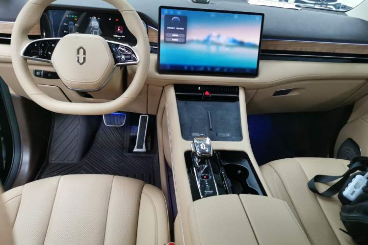 Used Hima AITO M7 2024 1.5T Rear-Drive Plus Version 5 Seats