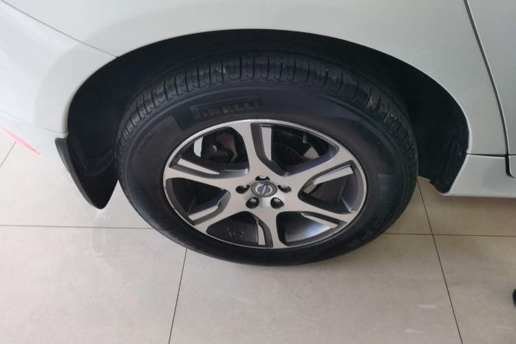 Used Volvo XC60 2014 T5 Zhiya Edition
