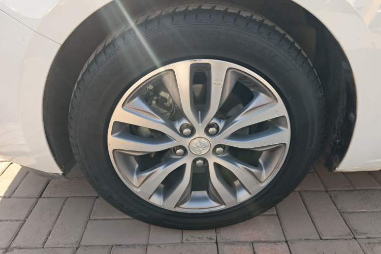 Used Buick GT 2019 18T Automatic Connected Elite Model China V Standard
