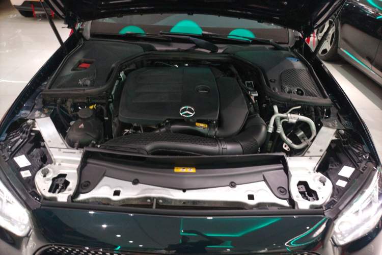 Used Mercedes-Benz E-Class 2021 E 300 L Sporty and Stylish Model