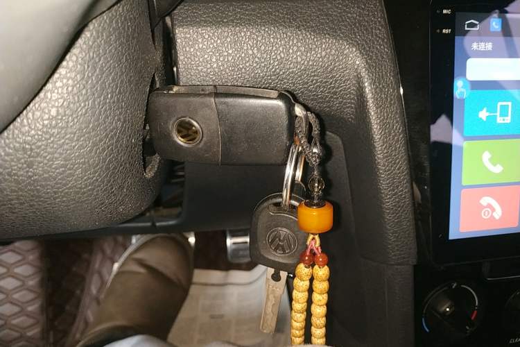 Used Volkswagen C-TREK 2017 230TSI DSG Comfort Version
