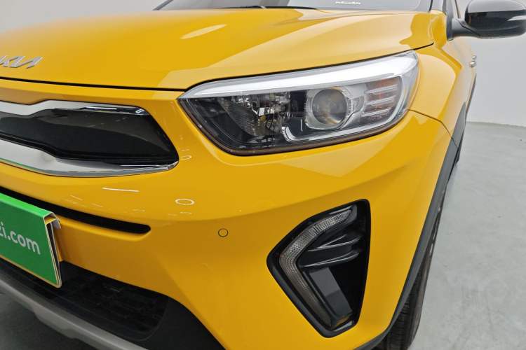 Used Kia kx1 Stonic 2021 1.4L CVT Sunroof Model