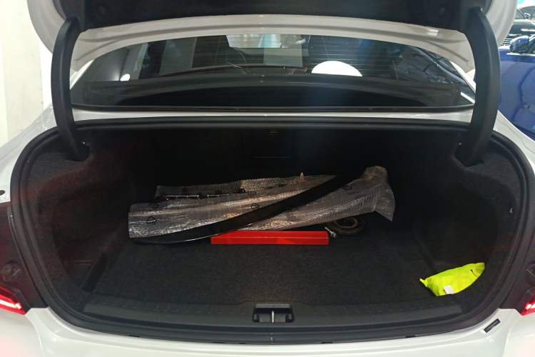 Used Volvo S60 2022 B4 Zhiyuan Luxury Edition