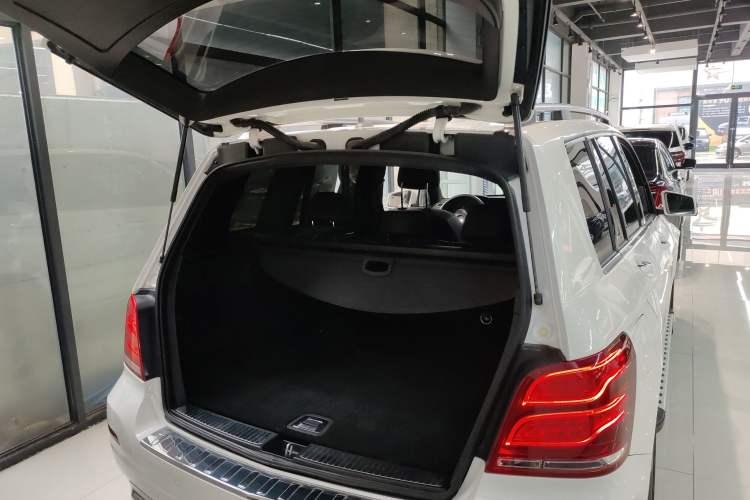 Used Mercedes-Benz GLK-Class 2013 Facelift GLK 300 4MATIC Fashion Edition