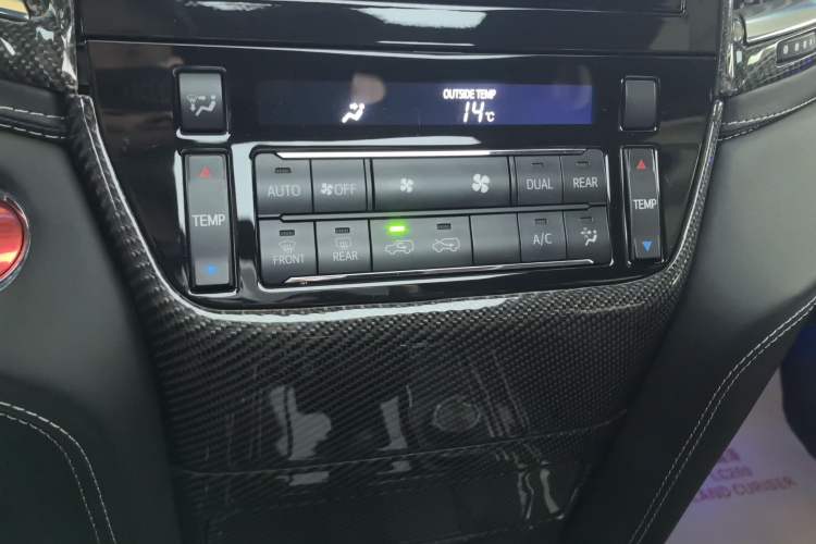 Used Toyota Land Cruiser 2019 4.0L GX-R GT 8-Cylinder Genuine Leather – Middle East