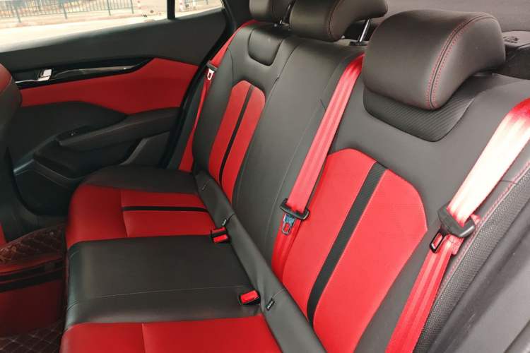 Used Dongfeng Aeolus Yixuan 2021 230T Automatic Chasing Shadow Edition