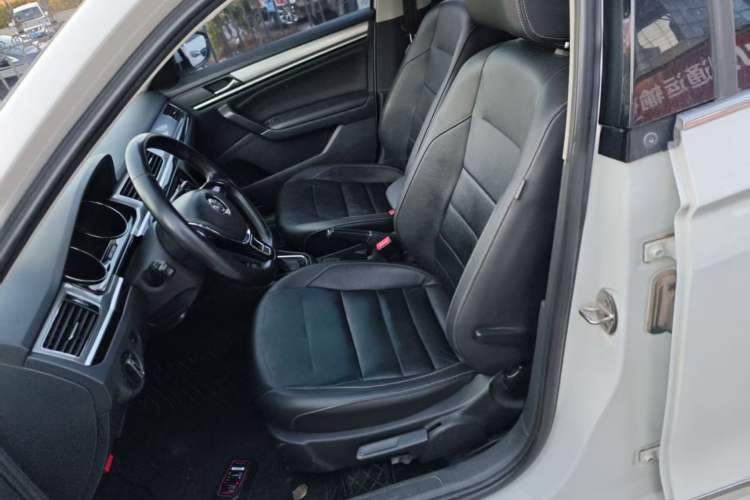 Used Volkswagen Bora 2017 1.6L Automatic Comfort Model
