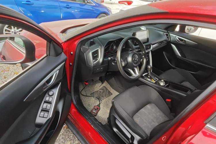 Used Mazda CX-4 2018 2.0L Automatic Two-Wheel Drive Blue Sky Dynamic Version China VI Standard
