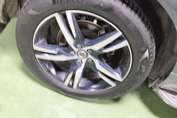 Used Volvo XC60 2019 T5 4x4 Zhiyuan Sport Edition China V Standard