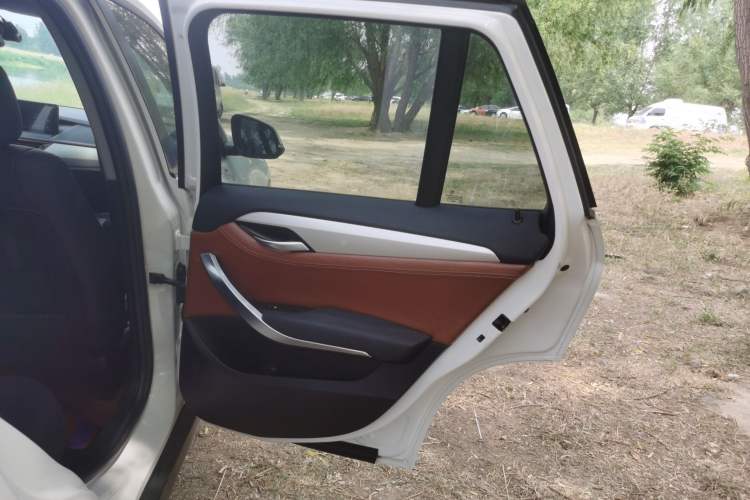 Used BMW X1 2013 sDrive18i Fashion Model
