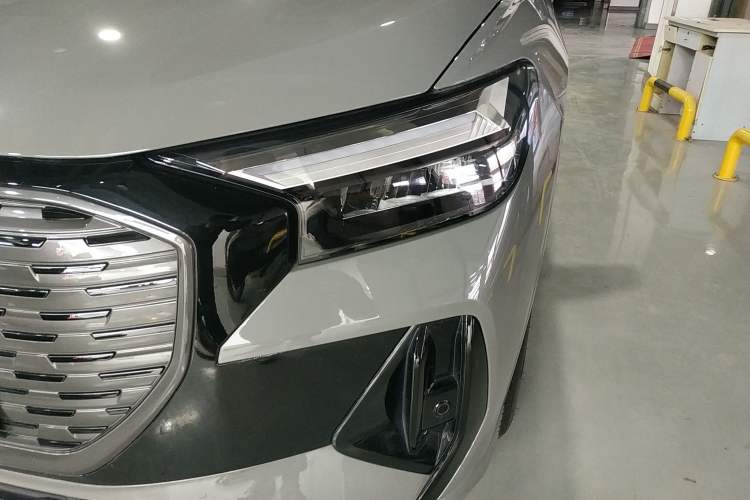 Used Audi Q4 e-tron 2023 50 e-tron quattro Visionary Edition
