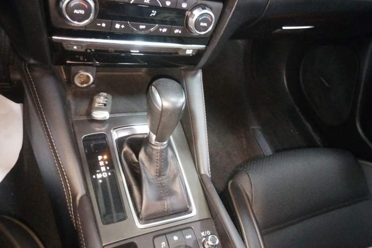 Used Mazda Atenza 2017 2.5L Blue Sky Prestige Edition
