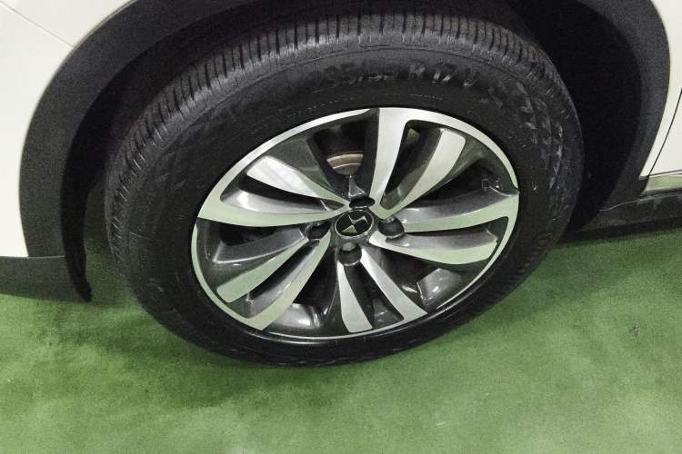 Used  6 2014 1.6T Luxury Edition THP160
