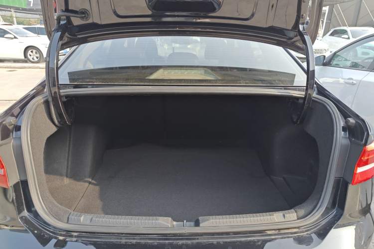 Used Volkswagen Lavida 2019 1.5L Automatic Comfort Edition China VI Standard