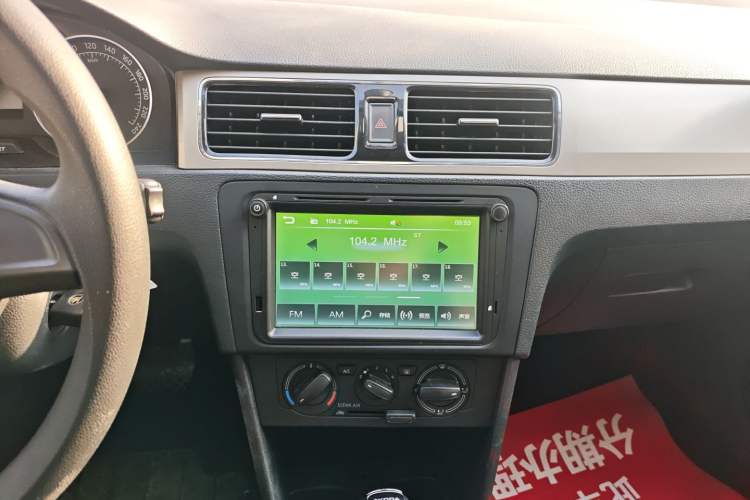 Used Skoda Rapid Spaceback 2016 Revised 1.6L Automatic Chuanxing Version