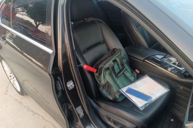 Used BMW 5 Series 2014 525Li Luxury Design Package