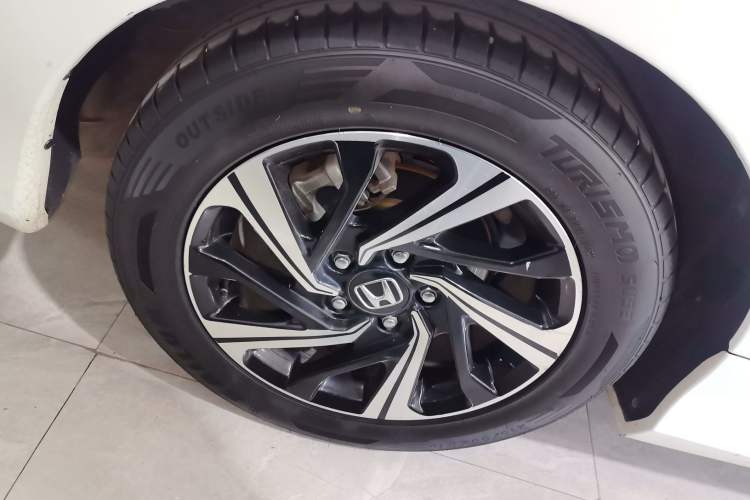 Used Honda Civic 2016 220TURBO CVT Luxury Edition