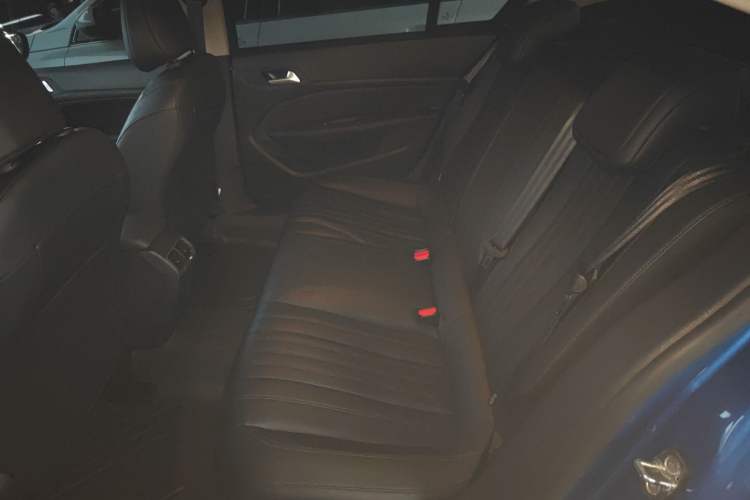 Used Peugeot 408 2019 360THP Automatic Luxury Edition China VI Standard
