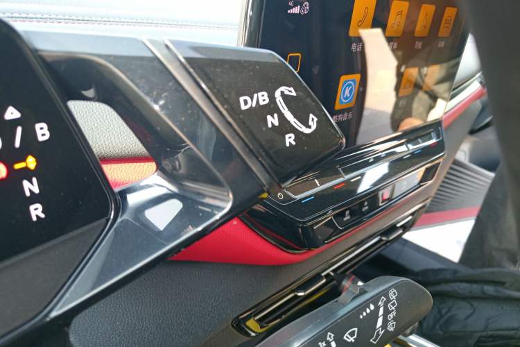 Used Volkswagen ID.4 X 2021 Pro Smart Long-Range Edition
