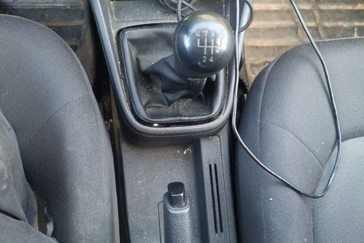 Used Volkswagen Jetta 2015 1.4L Manual Fashion Model
