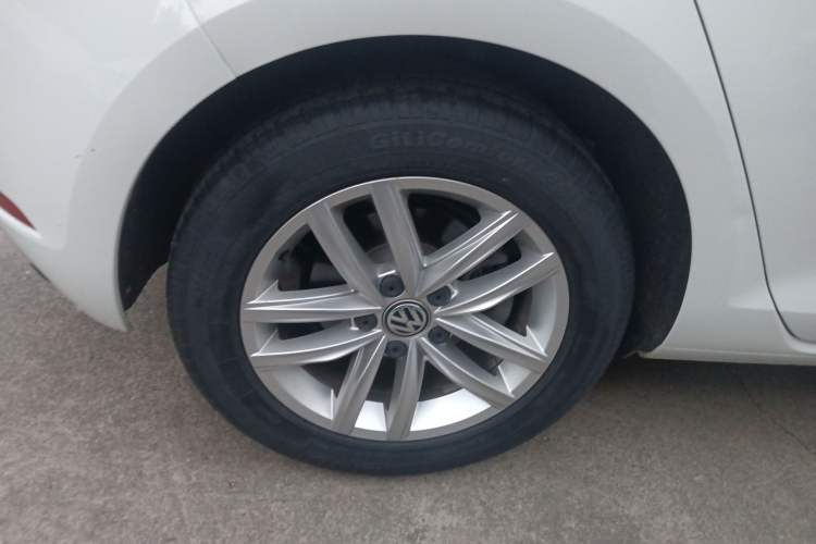 Used Volkswagen Golf 2018 230TSI Automatic Comfort Model
