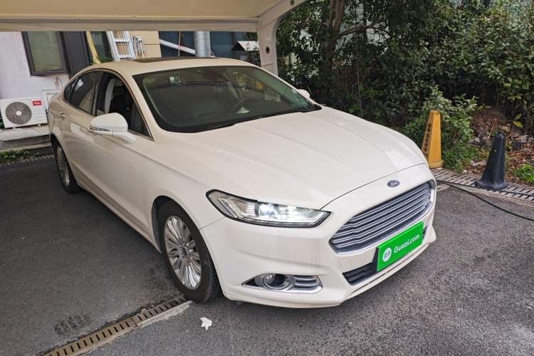 Used Ford Mondeo 2013 2.0L GTDi 200 Luxury Model
