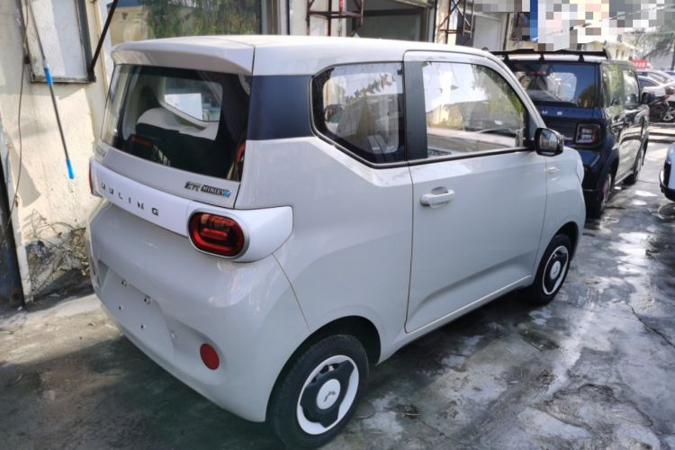 Used Wuling Hongguang MINIEV 2024 3rd Generation 215km Youth Edition

