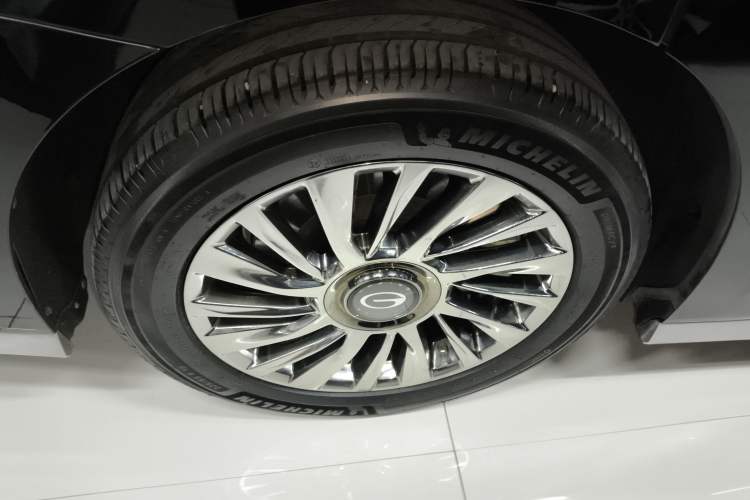 Used GAC Trumpchi M8 2025 Zongshi Series Super Hybrid Edition