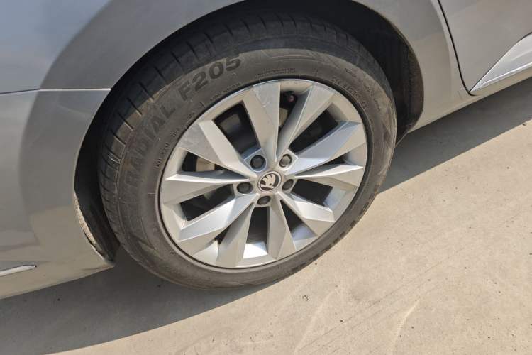 Used Skoda Superb 2016 TSI280 DSG Innovation Edition
