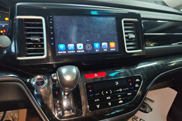 Used Honda Elysion 2019 2.0L Hybrid Luxury Edition
